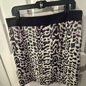 The Limited Black and White Patterned Mini Skirt